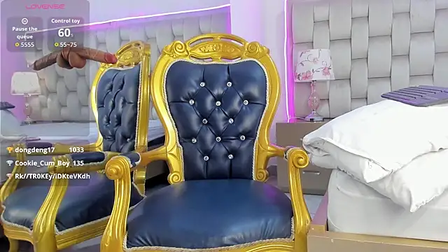 Онлайн чат XXX MaxxieRay