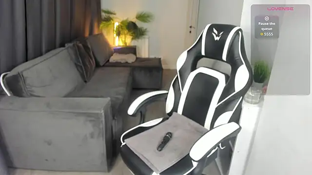 Chat XXX Live Dixon_Ross