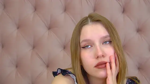 Chat XXX Live LiliLinn