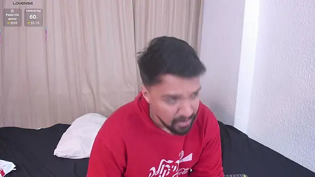 max_ed live XXX chat