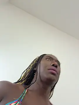 XXX chat uživo modela blackhotpartyts