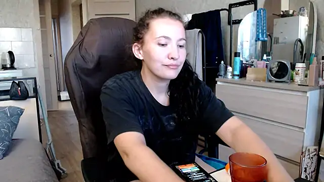 AnKey_Rayah Chat XXX in diretta