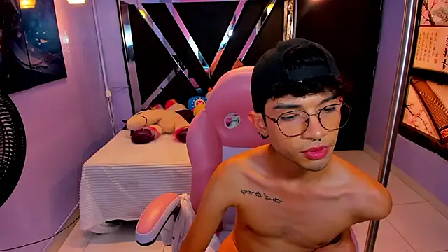 LiamHeatx – Naživo XXX chat