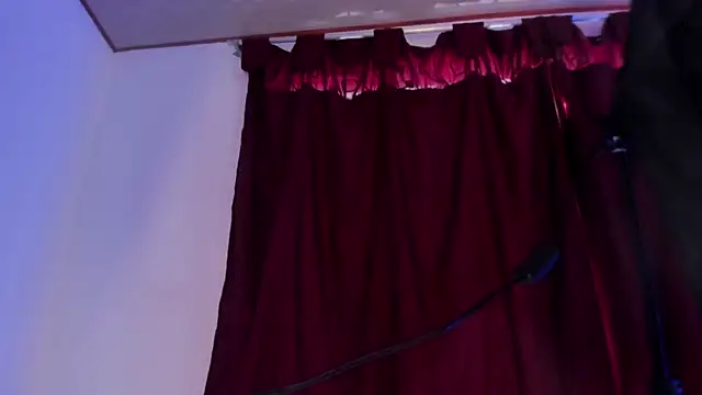 دردشة van_angel_ الجنسية المباشرة