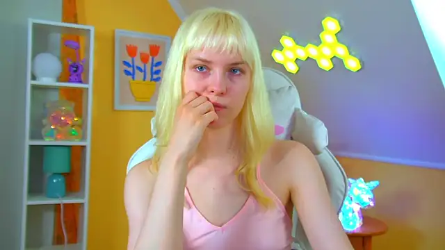 HannahHollis' Live XXX Chat