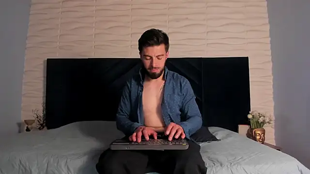 Liam_ashford Live XXX-Chat