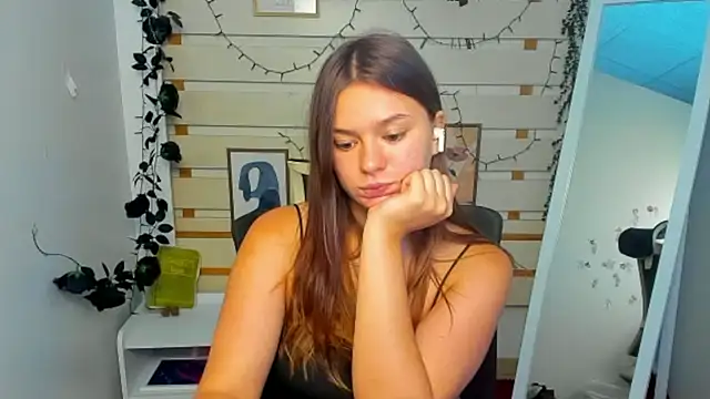 Chat XXX en directo de Josephine_Kiss