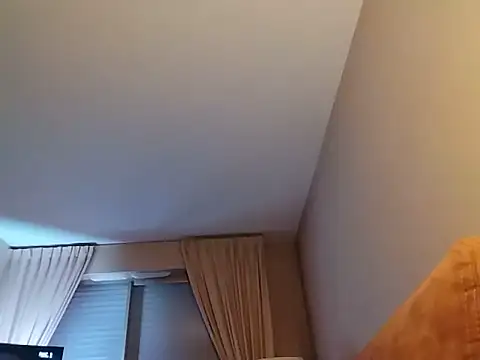 Perv10 Adlı Modelin Web Kamerası Şovu