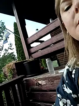 SwedishJennifer XXX чат на живо