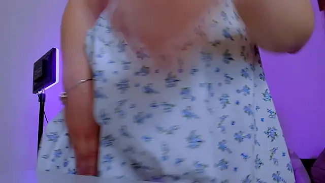 Chat XXX Live sadie_peach
