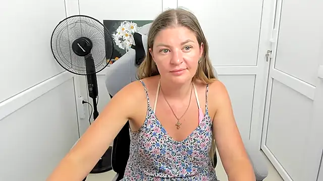 Chat XXX en directo de MiaSummerr_