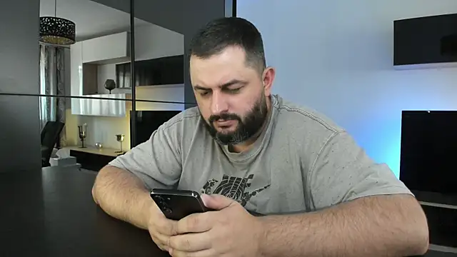Živý XXX chat DravenPeak