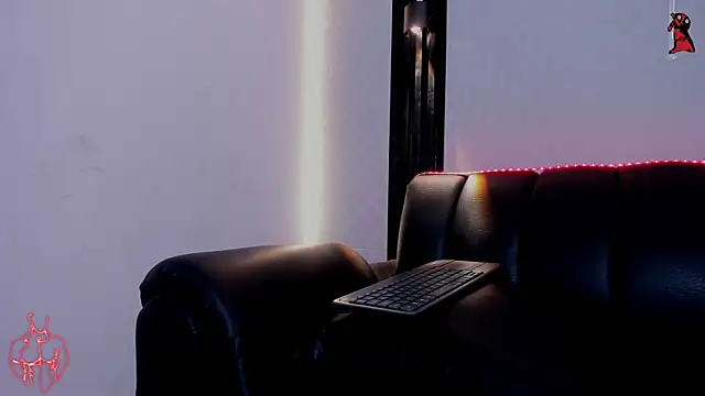 Dark_Valentino_: вебкам-шоу