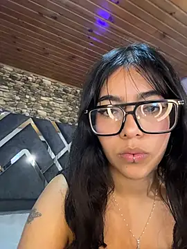 Chat XXX en directo de Amy_channel