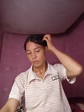 Lily-ly 现场XXX聊天
