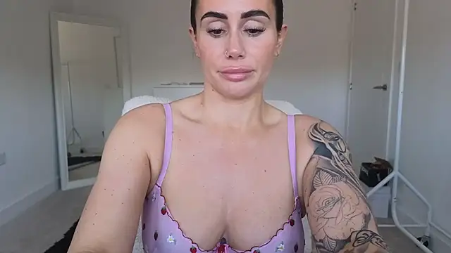 LibbyLoveHeartx Chat XXX in diretta