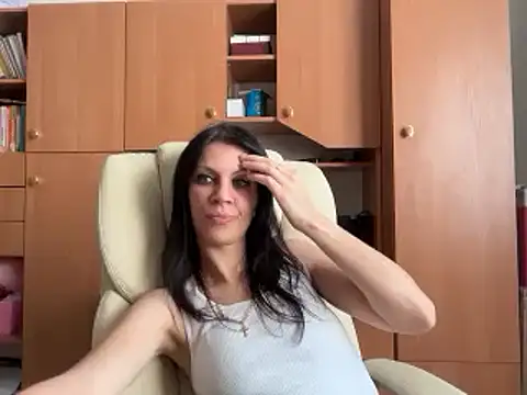 InjaAtHome Chat XXX live