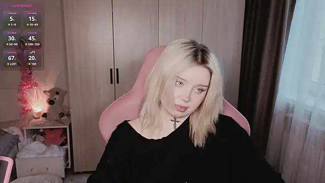 yumi_charm Chat XXX in diretta