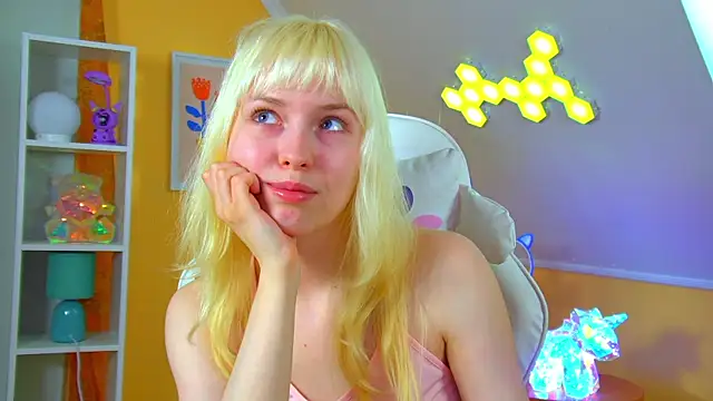 צ'אט XXX בשידור חי של HannahHollis