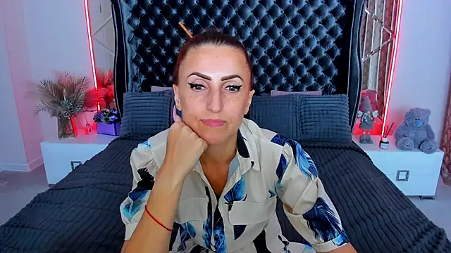 Rebecca_Diamond Live XXX-chat