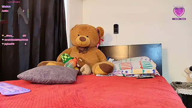 Czat XXX na żywo – Samanntthaa__