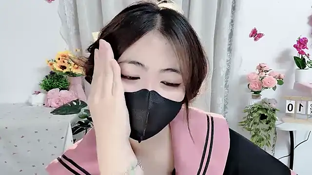 Chat XXX ao vivo de MIJ-Uwuu