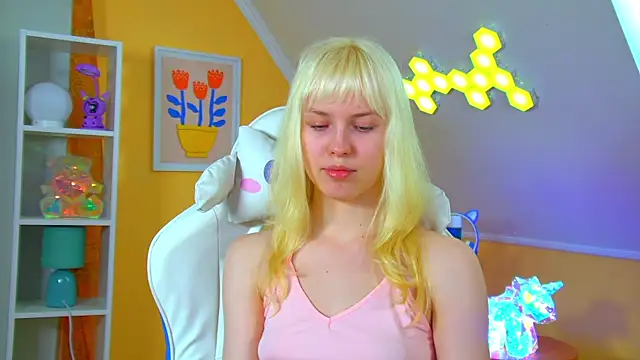 HannahHollis live XXX chat