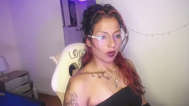 SamathaMay live XXX chat