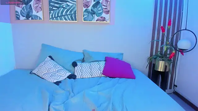 Živý XXX chat julianaaldanaa