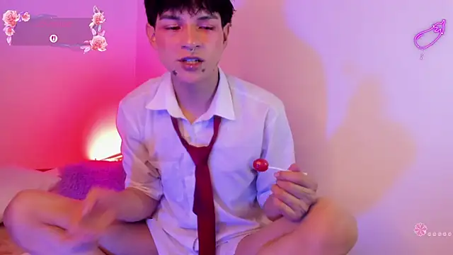 XXX chat uživo modela Aleaurarashii