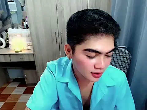 ItsKenny 라이브 XXX 채팅