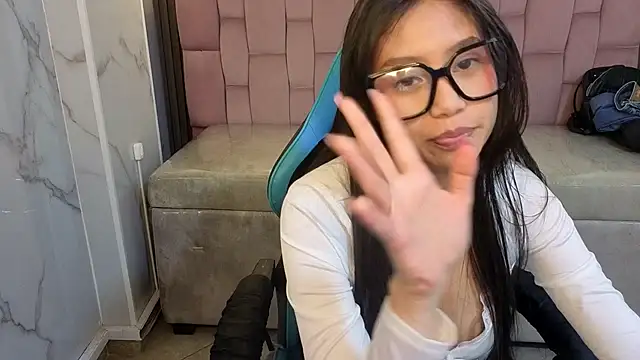 Eimy18_bn Live XXX chat