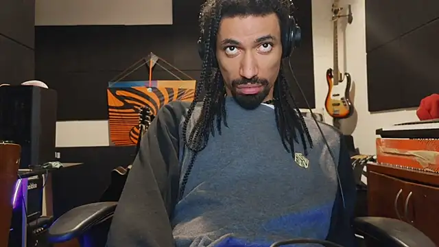 Chat XXX en directo de FavelaDaddyCum