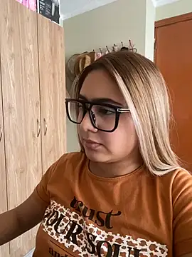 Miabonnett_ Live XXX-Chat