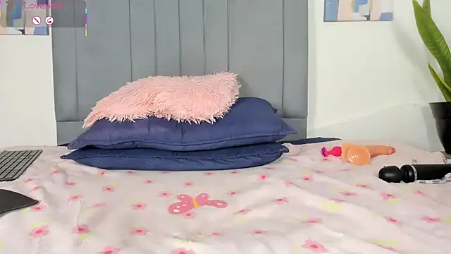 Sophia_Ebony Obrolan Langsung XXX
