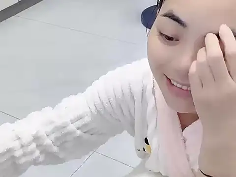 Chat XXX ao vivo de QXF-888