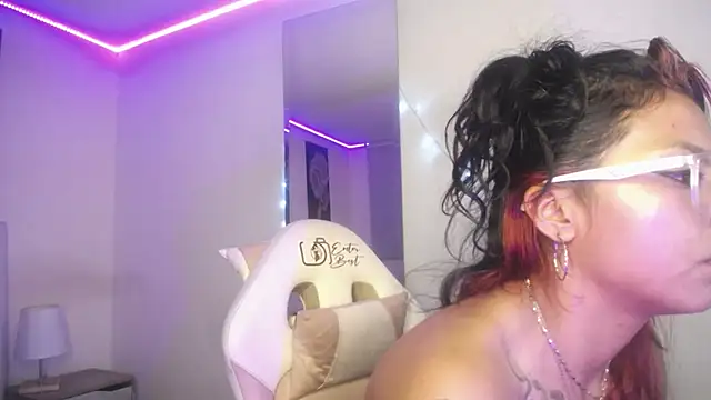 SamathaMay Live XXX-chat