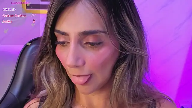 Онлайн чат XXX agatha_brooks_t