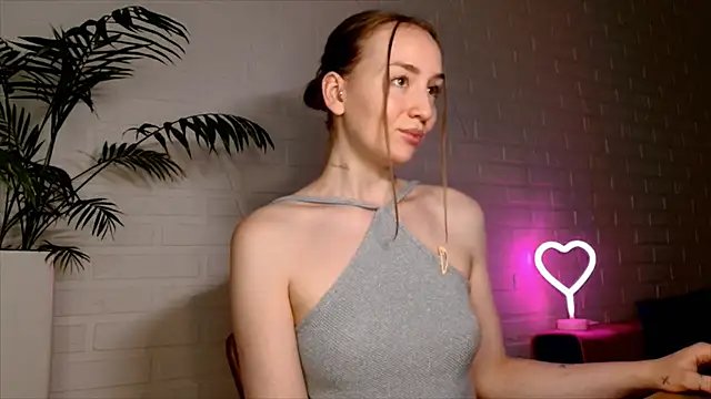 WhitePrincessLuna Adlı Modelin Canlı XXX Sohbeti