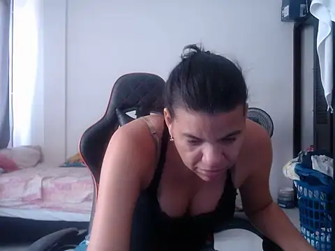 צ'אט XXX בשידור חי של Adriana_0312