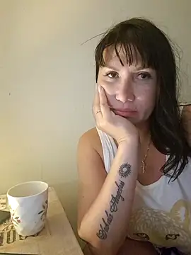 Онлайн чат XXX ROXOLANAA_SEXY