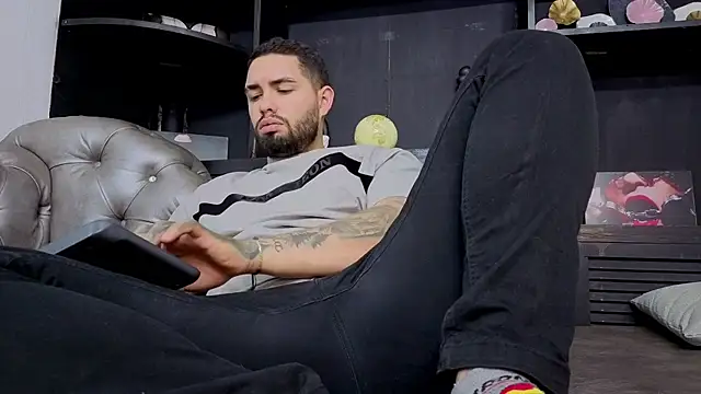 Czat XXX na żywo – matteosantos