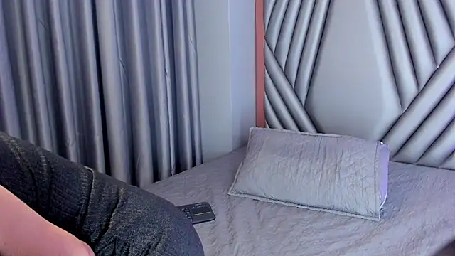 Aura-bakerr Chat XXX in diretta