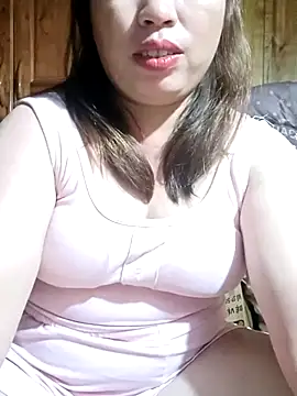 -Yeyi- Chat XXX in diretta