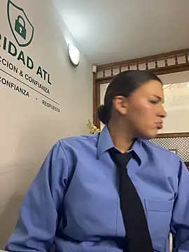 Chat +18 de KateRousee ao vivo