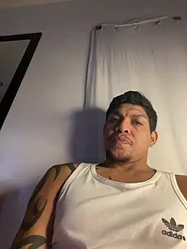 Chat +18 de Tatuadomoreno23cm ao vivo