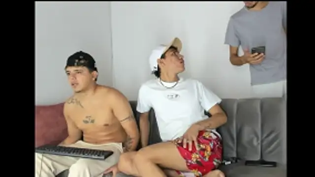 Chat XXX en directo de Charlie_Scorpion