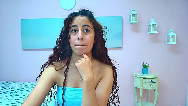 Chat XXX en directo de scarlett_clyde
