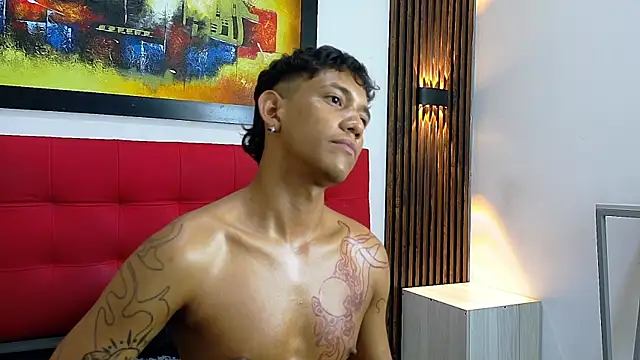 _Benjamin11 Live XXX-Chat