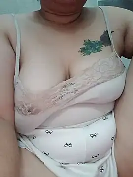 Chat XXX Live Henny_iu